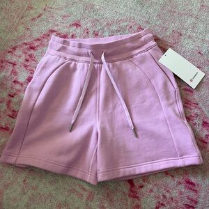 Lululemon Scuba high rise short 5”